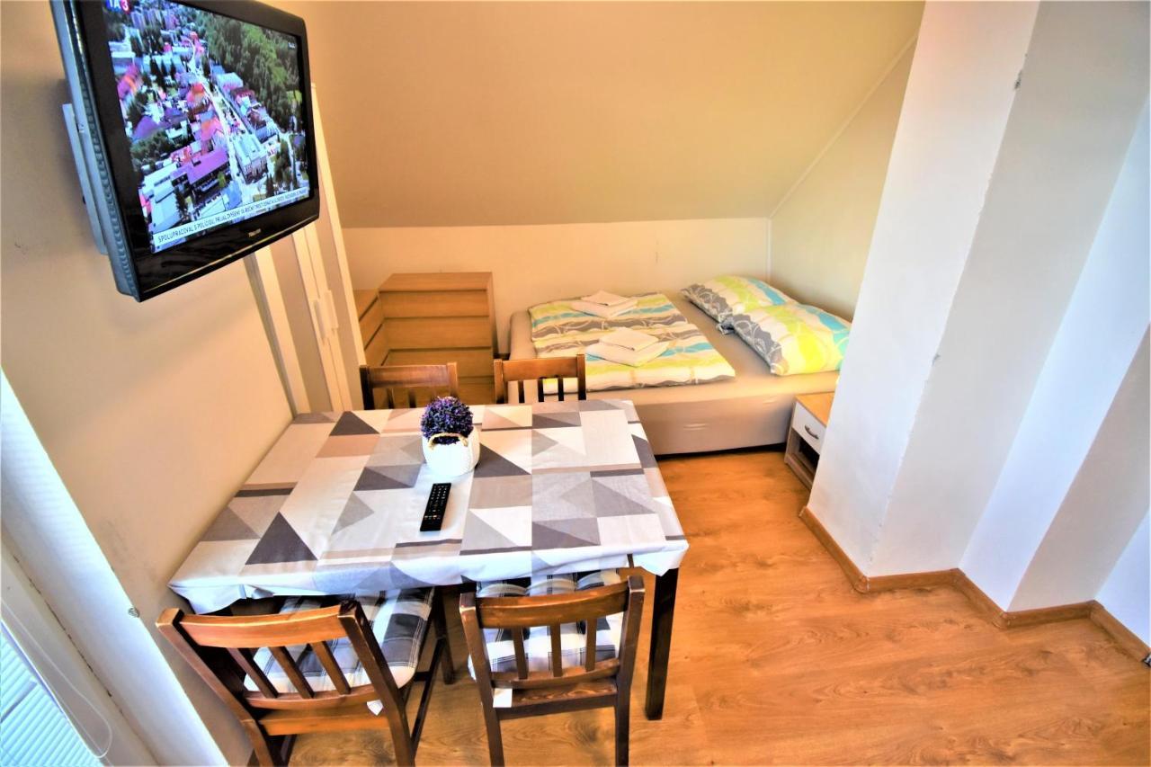 Penzion Privat Siesta Hotell Liptovský Mikuláš Exteriör bild