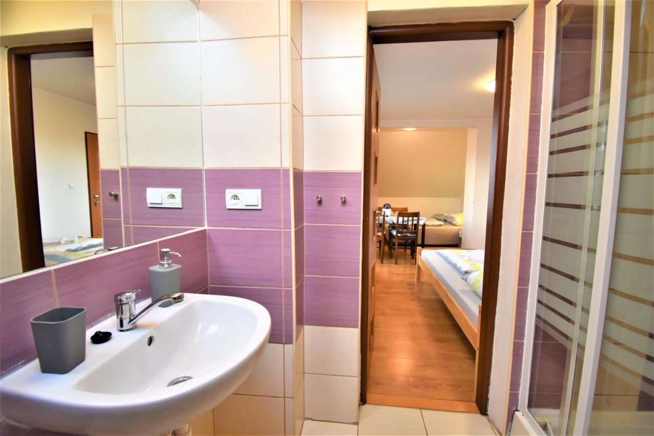 Penzion Privat Siesta Hotell Liptovský Mikuláš Exteriör bild