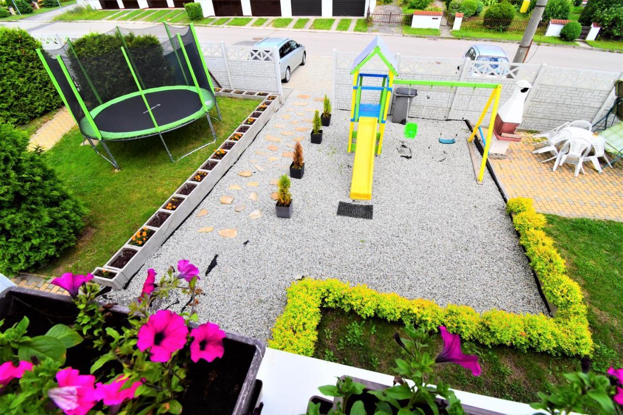 Penzion Privat Siesta Hotell Liptovský Mikuláš Exteriör bild