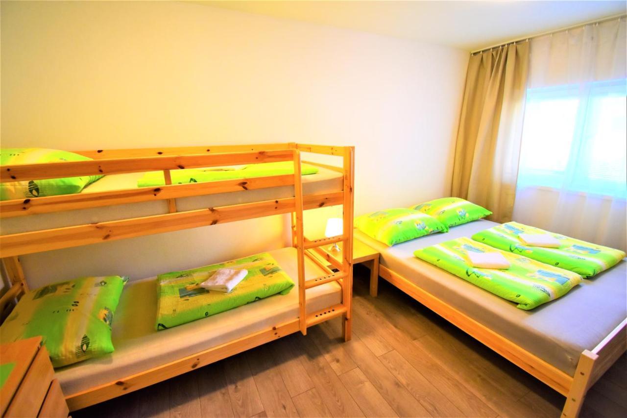 Penzion Privat Siesta Hotell Liptovský Mikuláš Exteriör bild