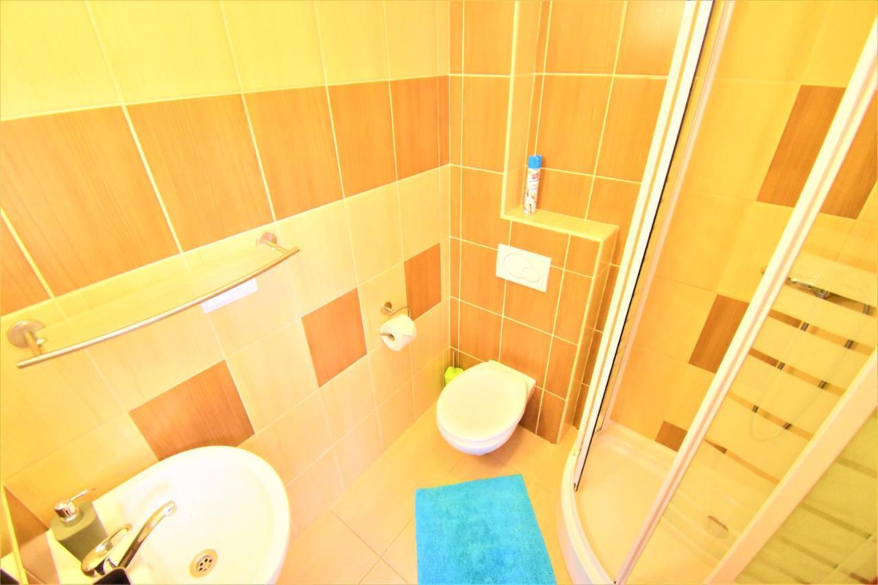 Penzion Privat Siesta Hotell Liptovský Mikuláš Exteriör bild