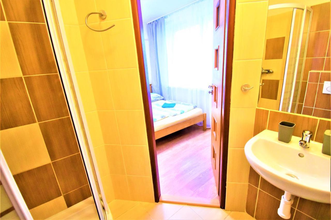 Penzion Privat Siesta Hotell Liptovský Mikuláš Exteriör bild