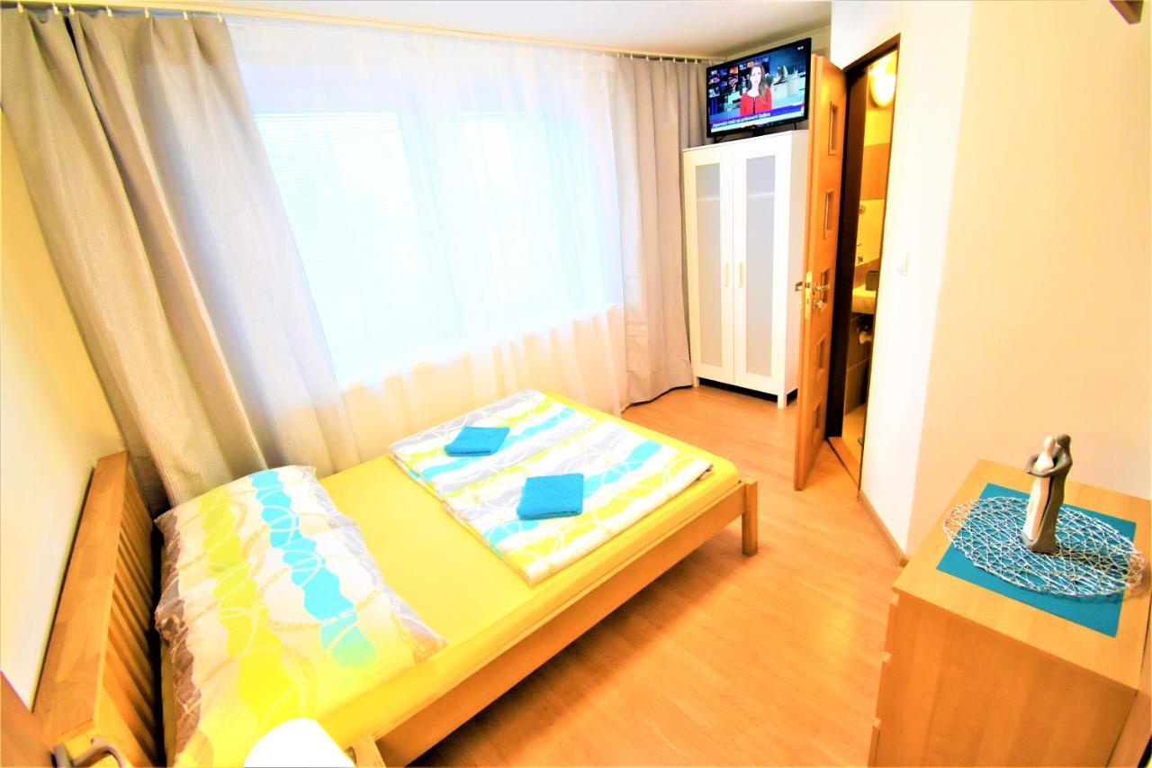 Penzion Privat Siesta Hotell Liptovský Mikuláš Exteriör bild