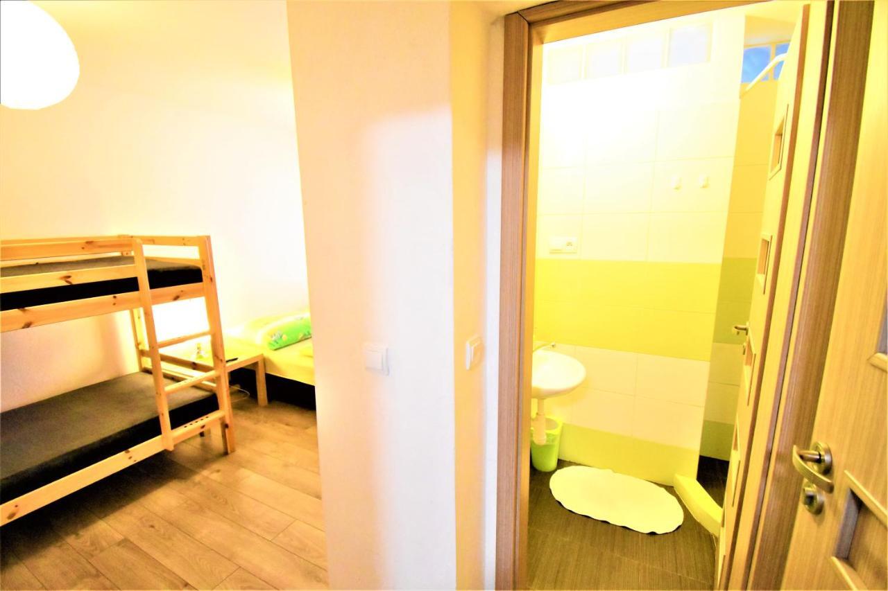 Penzion Privat Siesta Hotell Liptovský Mikuláš Exteriör bild