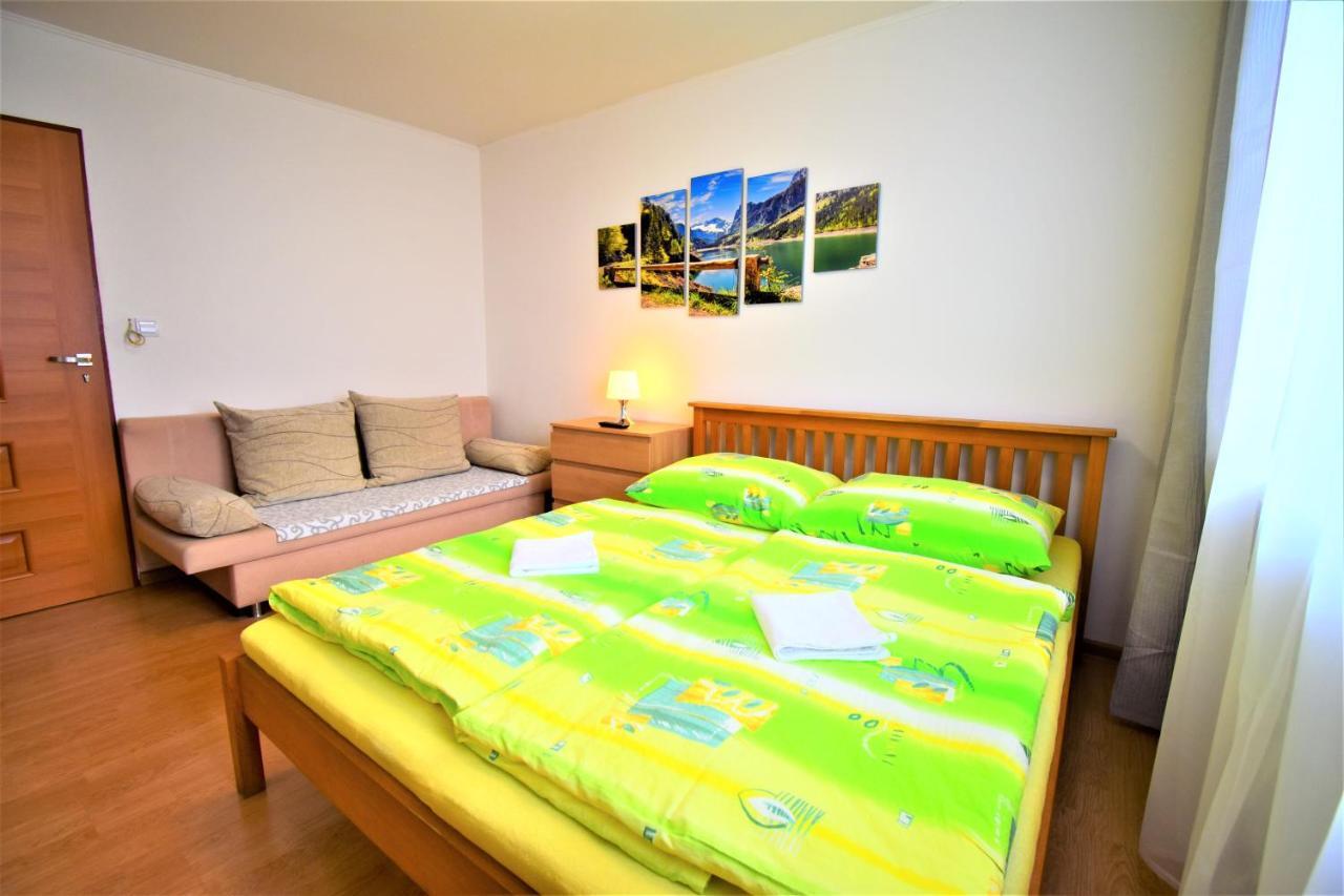 Penzion Privat Siesta Hotell Liptovský Mikuláš Exteriör bild