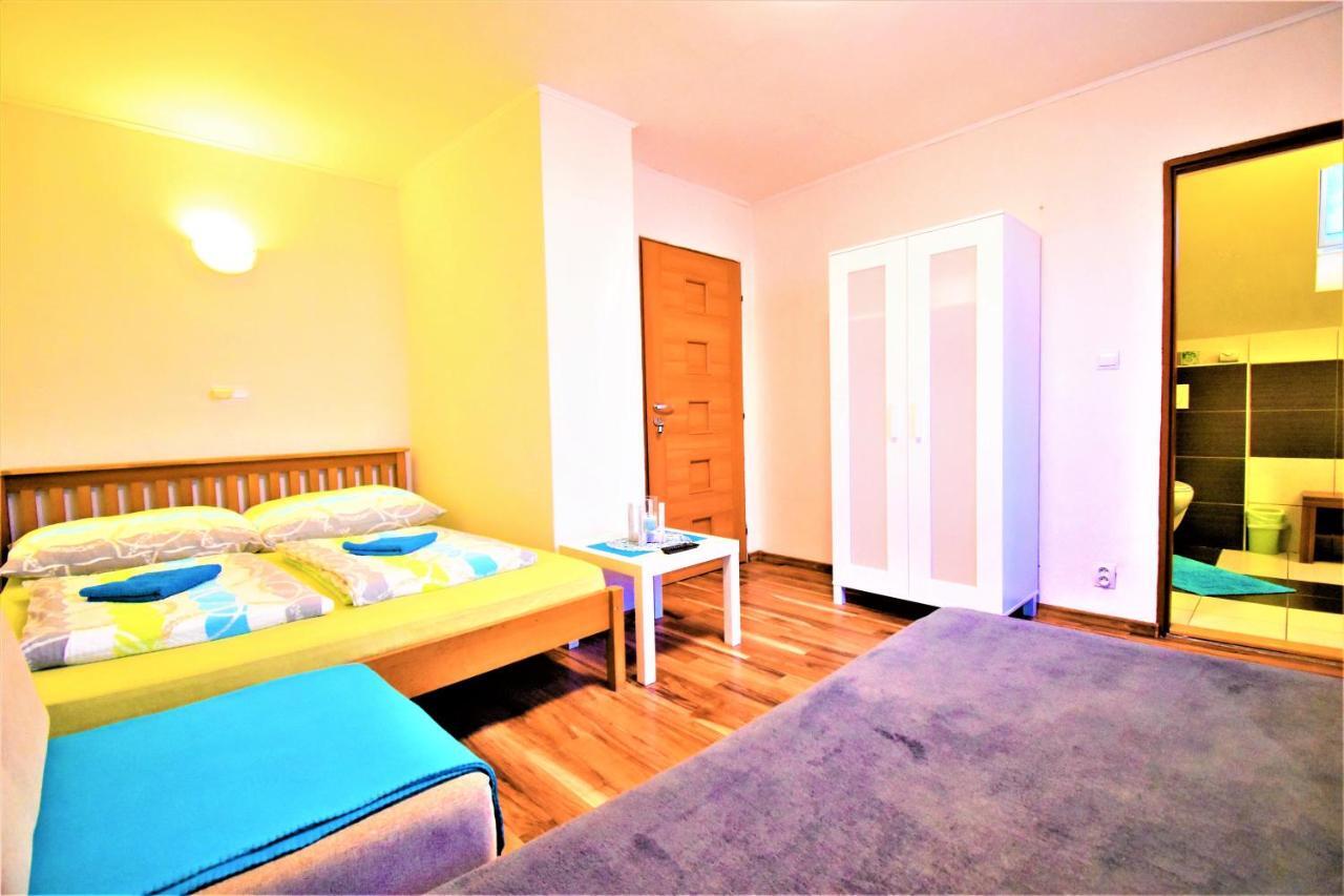 Penzion Privat Siesta Hotell Liptovský Mikuláš Exteriör bild